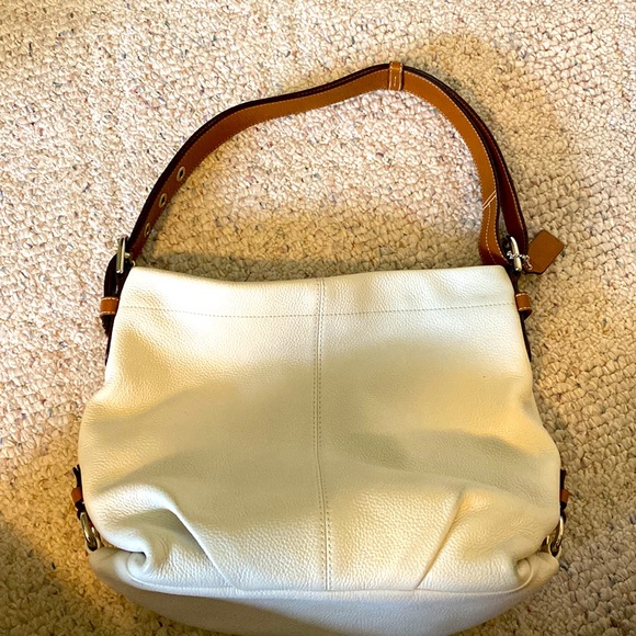 Coach cream purse - Picture 4 of 5